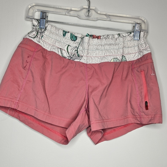 Coral Women's Shorts with Floral Waistband - Picture 4 of 12